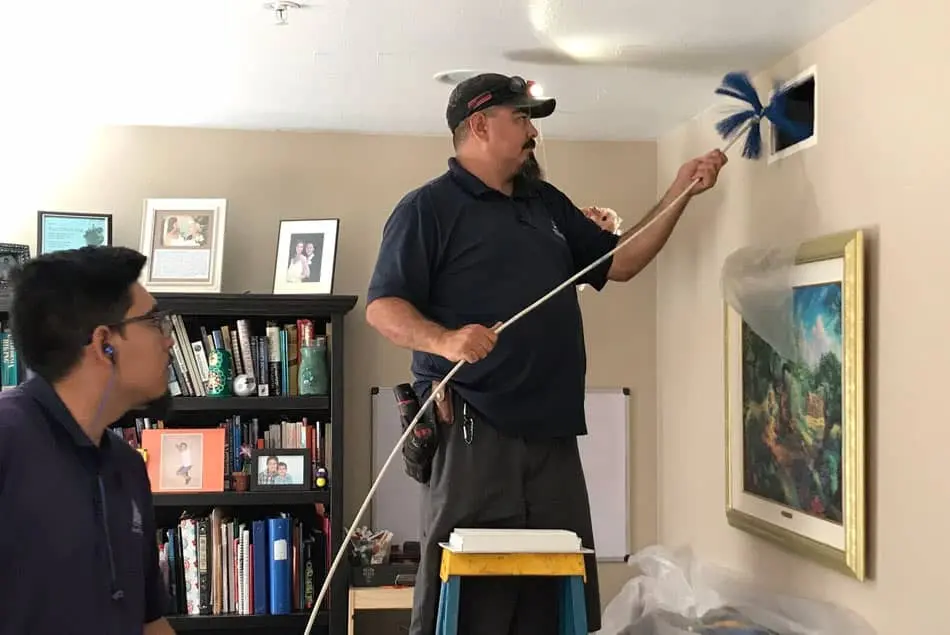 limpieza-conductos-airea-acondicionado-copia-copia-copia-copia